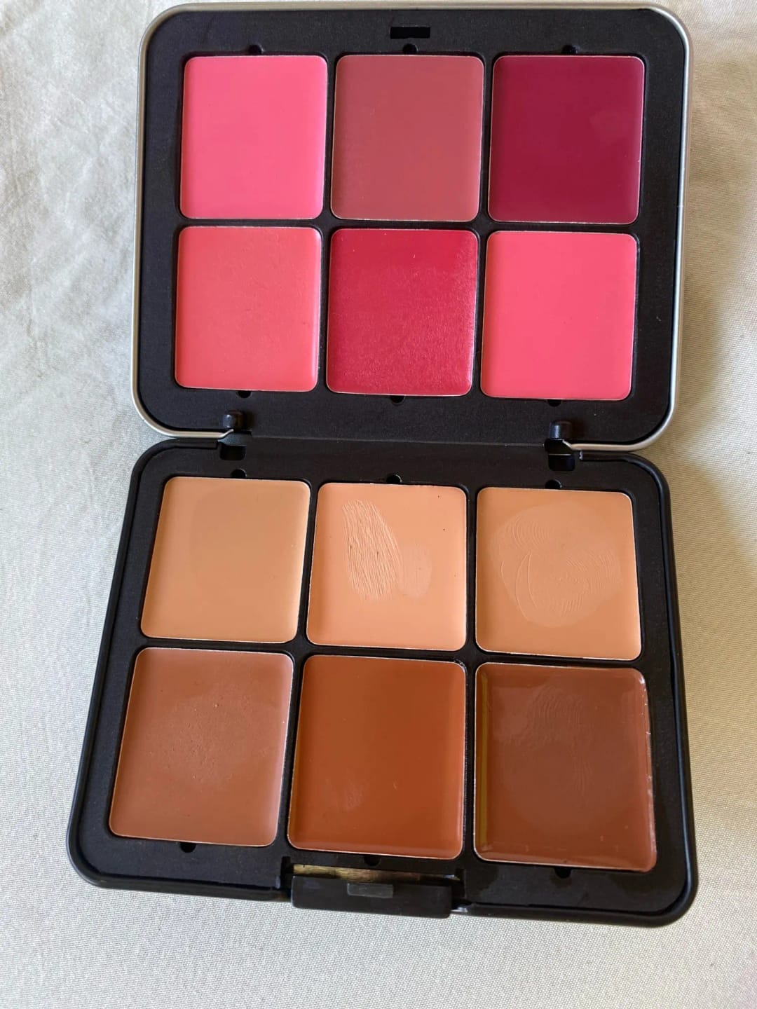 Customer photo review of Matte Concealer And Blush Palette 12-Color Multitone Makeup — Multi-Color | KIMLUD