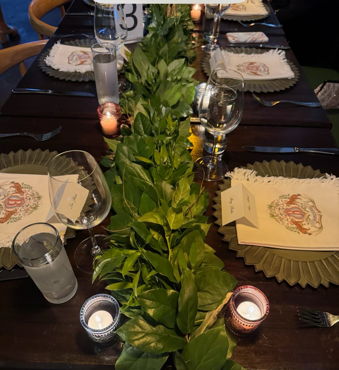 Customer photo review of 25' FRESH Salal, Italian Ruscus & Curly Willow Garland
