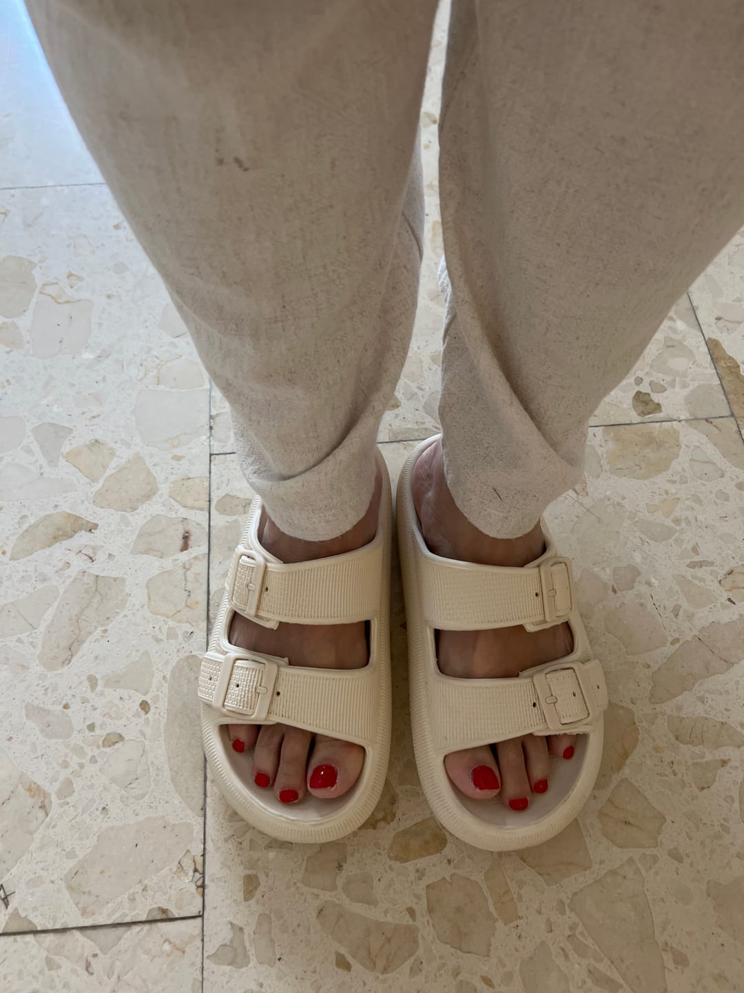 Customer photo review of קלאוד סנדלס
