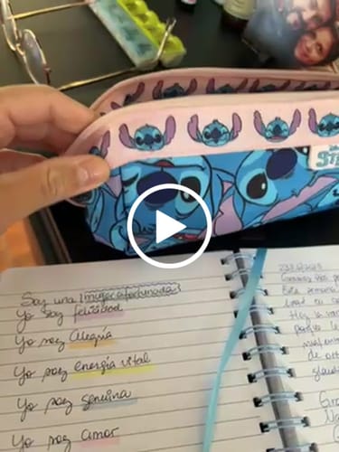 Customer video review of Mooving - Estuche para Lápices Open! Stitch