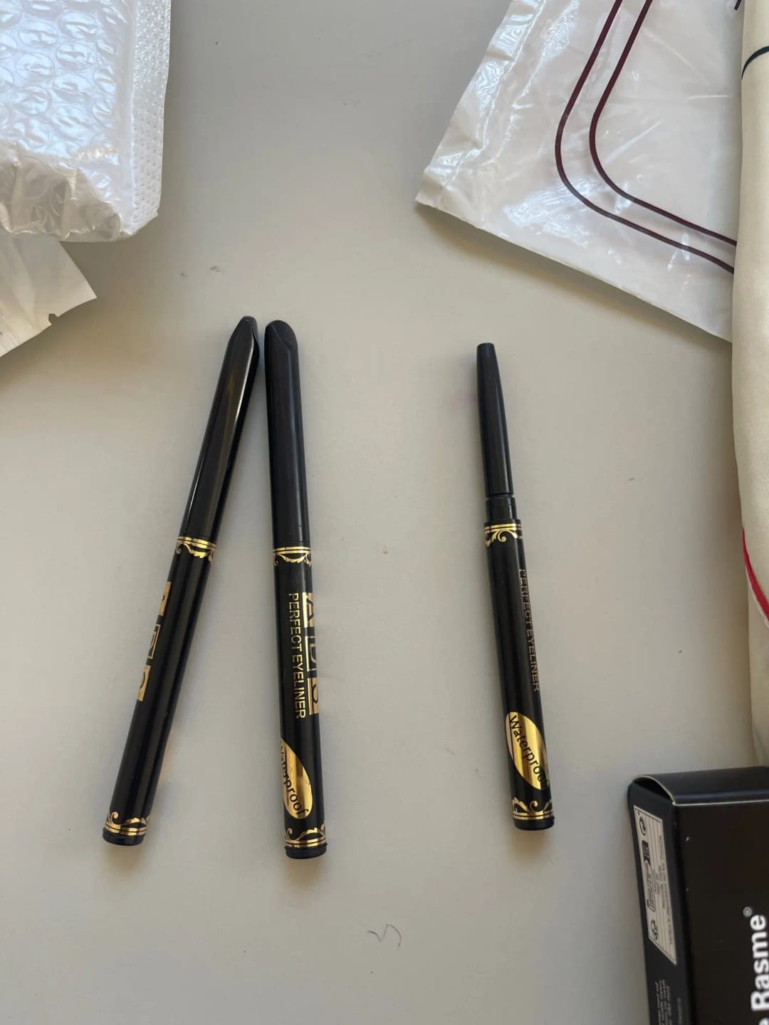 Customer photo review of Waterproof Eyeliner Pencils 3Pc Easy Twist — Black | KIMLUD