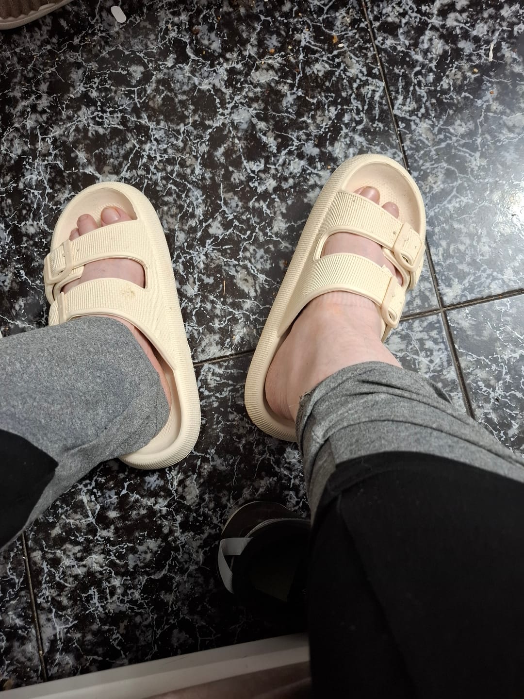 Customer photo review of קלאוד סנדלס