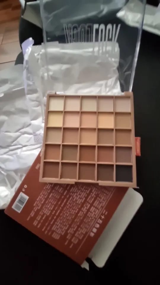 Customer photo review of Matte Eyeshadow Palette Neutral Gray Brown Earthy Tones — Earthy | KIMLUD