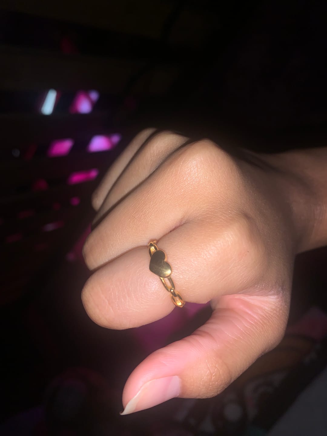 Customer photo review of Lola Heart Chain Ring