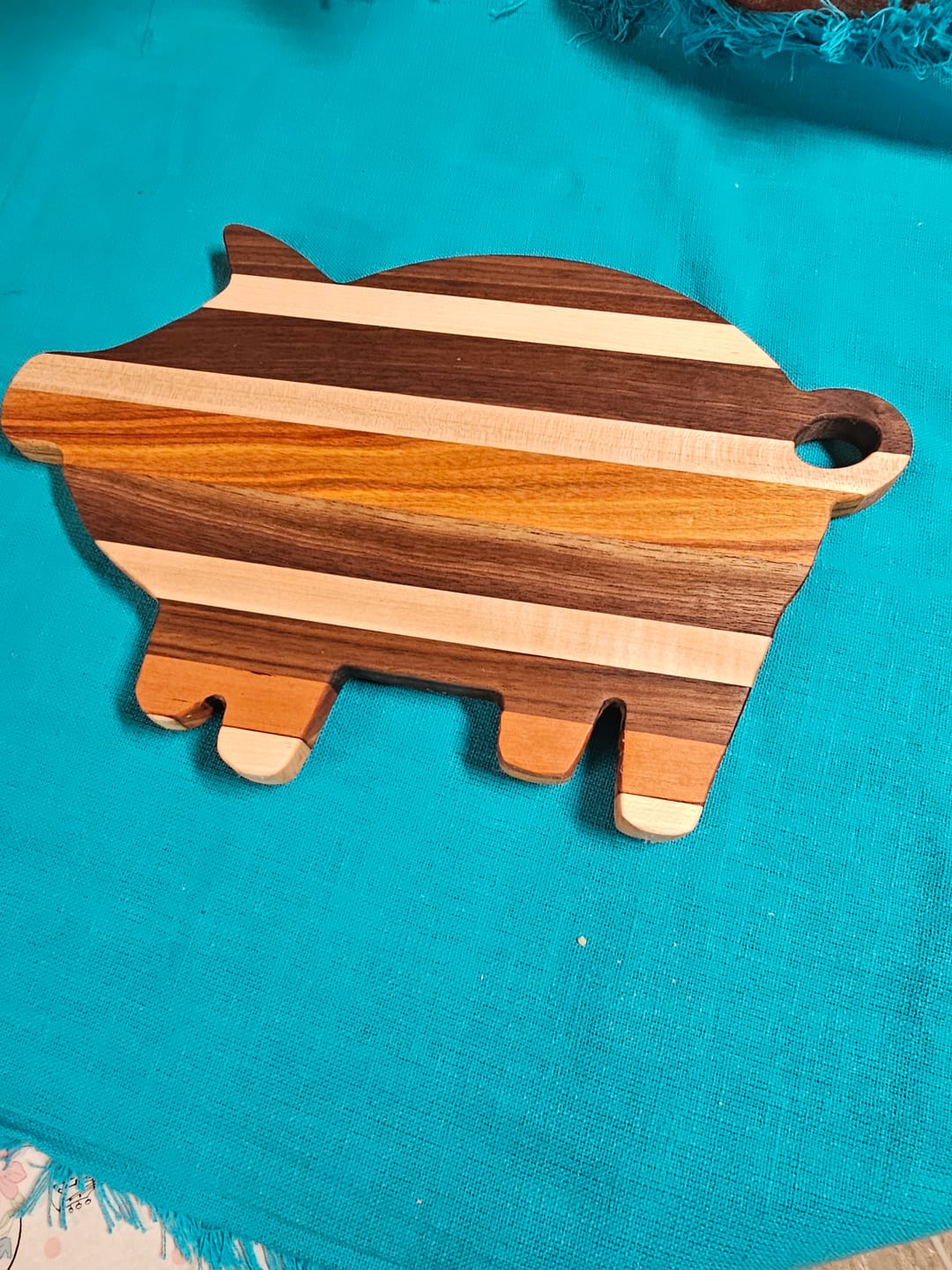Customer photo review of 15.9x10.5" Pig Shaped Serving Board Acrylic Router Template