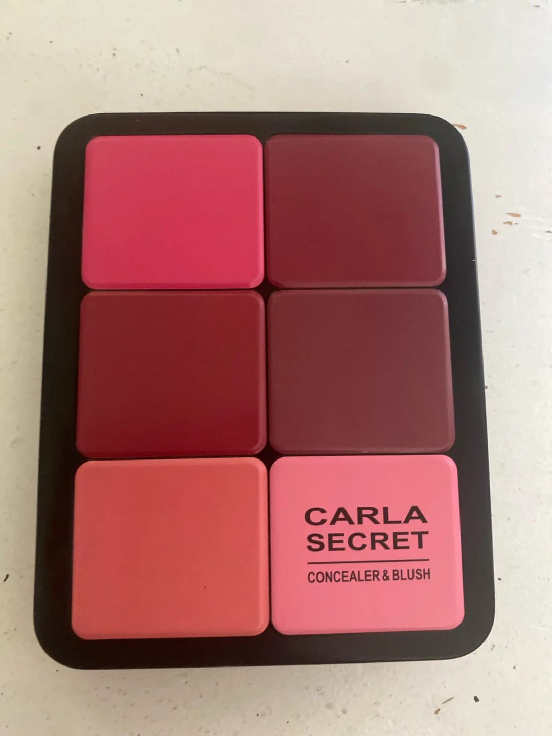 Customer photo review of Matte Concealer And Blush Palette 12-Color Multitone Makeup — Multi-Color | KIMLUD
