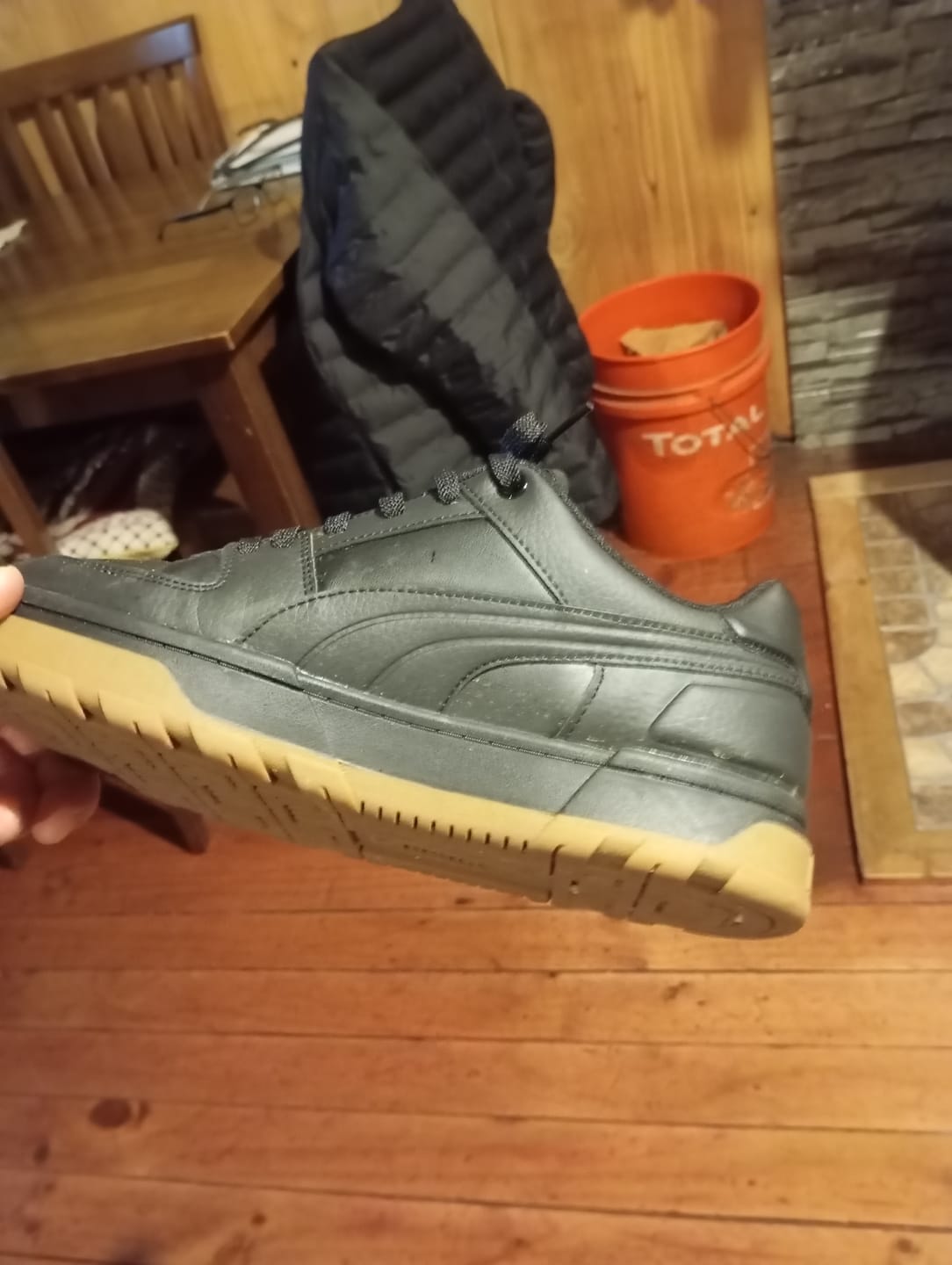 Customer photo review of Zapatilla Puma Caven 2.0 Abrupt Hombre Negro