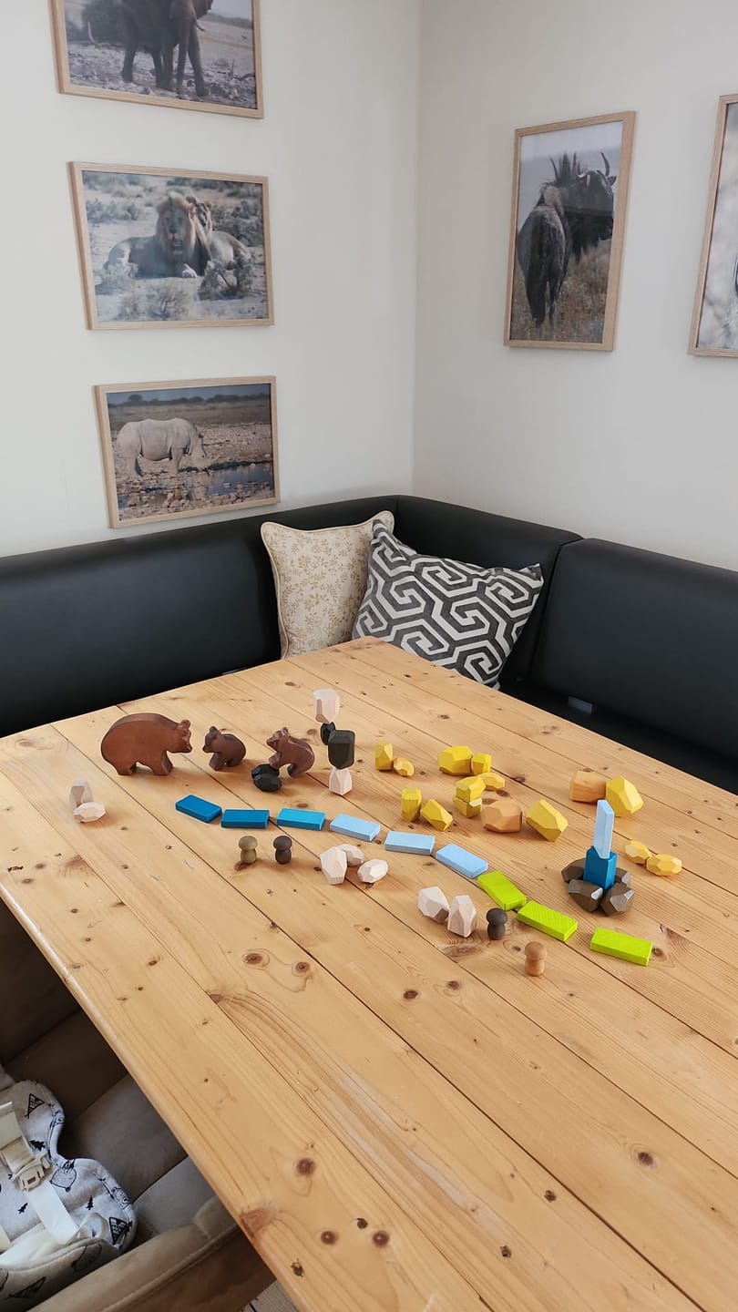 Customer photo review of Bunte Holzschätze - Holzteile für freies Spielen