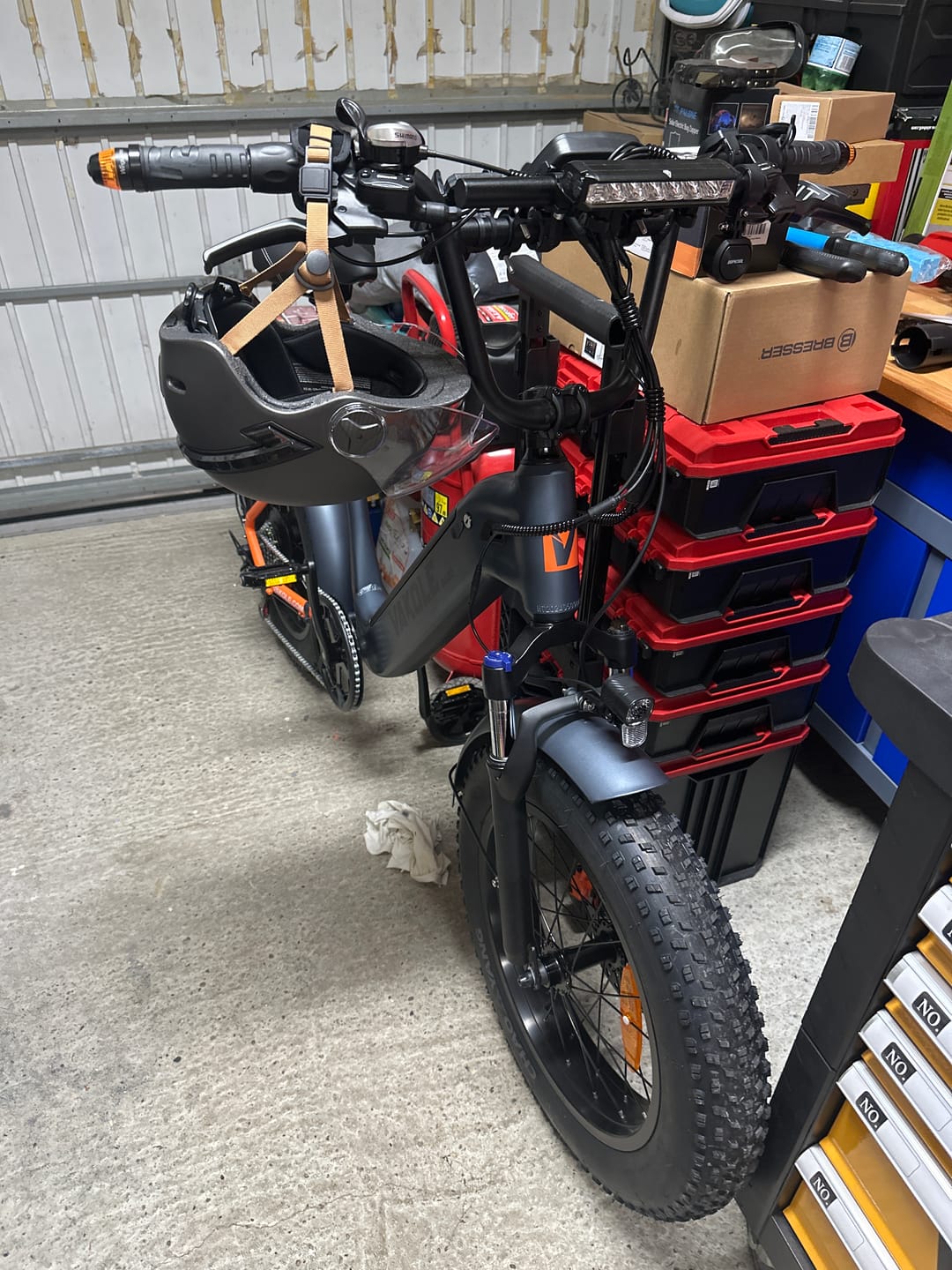 Customer photo review of Vakole SG20 250W 20" Electric Fat Bike 691Wh Commuter E-bike 48V 14.4Ah Battery