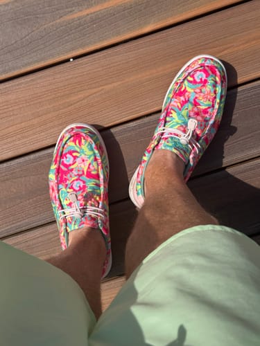Customer photo review of SKŌNI Men's Golf Shoe Waterproof- Pink Floral