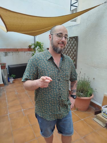 Customer photo review of Chemise à manches courtes et poche verte à imprimé géométrique rétro pour homme