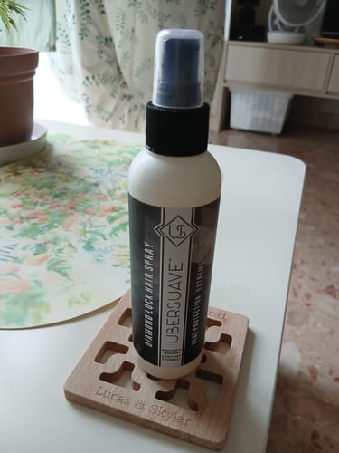 Customer photo review of UBERSUAVE Diamond Lock Hair Spray