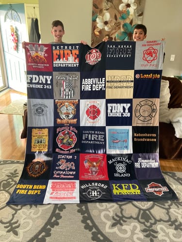 Customer photo review of Project Repat T-Shirt Quilt
