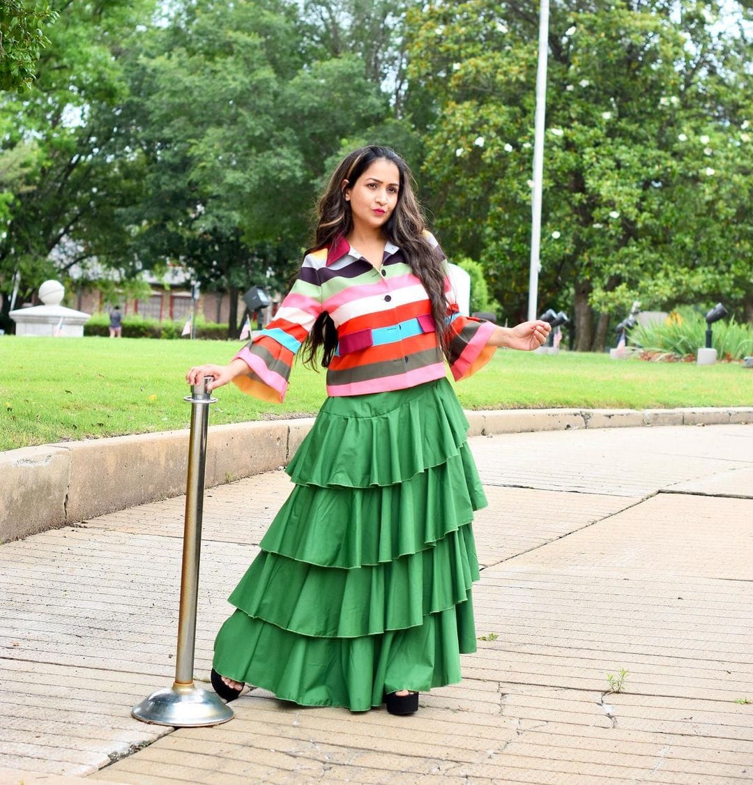 Customer photo review of Flared Sleeves Multi-Colored Striped Lapel Jackets Outerwear