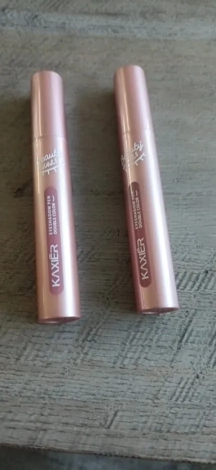 Customer photo review of Waterproof Eye Shadow Stick Two-Tone Gradient — Champagne Rose | KIMLUD