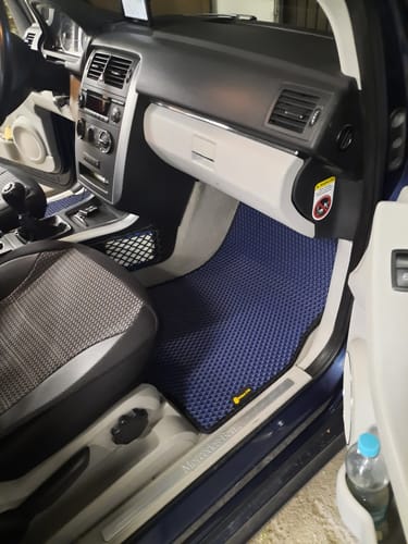 Customer photo review of Auto Fußmatten nach Maß - Komplettset