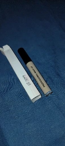 Customer photo review of Matte Liquid Concealer High Coverage — Beige | KIMLUD
