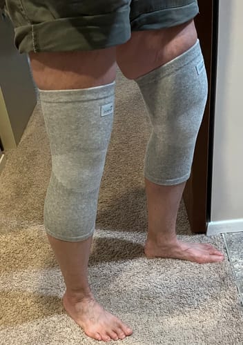 Customer photo review of Premium Bamboo Knee Sleeve (Single)