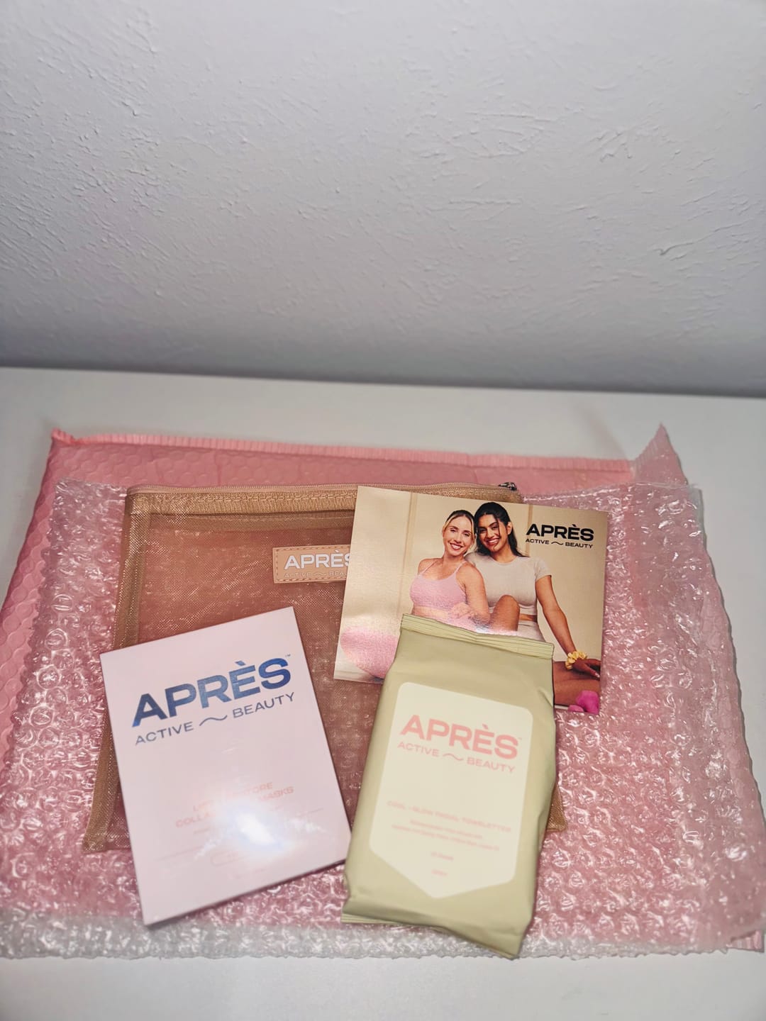 Customer photo review of Cool + Glow Facial Towelettes