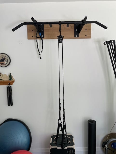 Customer photo review of Premium Pull-up bar for Wall and Ceiling