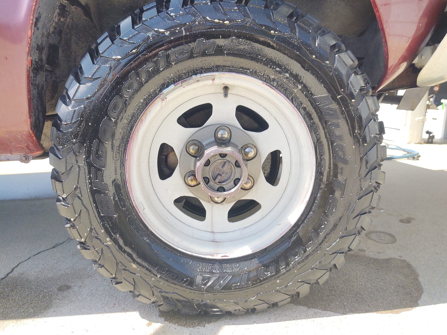 Customer photo review of Dust-Destroying Wheel Cleaner (32oz)
