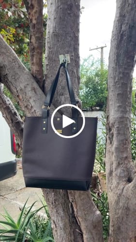 Customer video review of CEDRO 0.8MM COM FUNDO DE MALHA COR NUDE