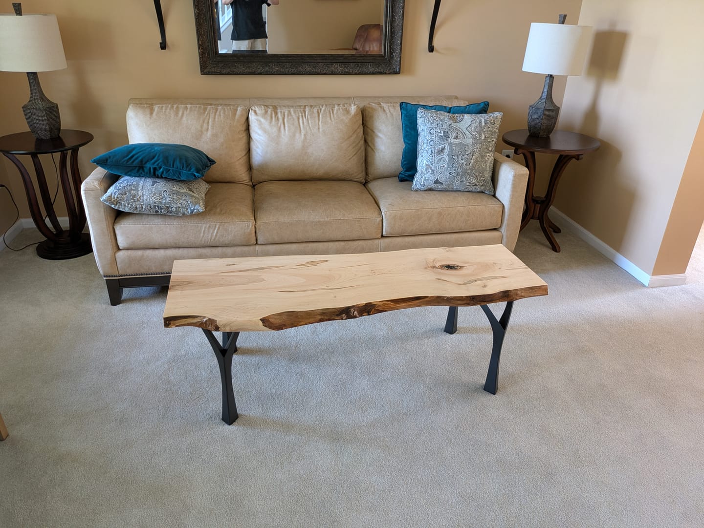 Customer photo review of Bench Legs 118 Faras 16H Modern Steel Furniture