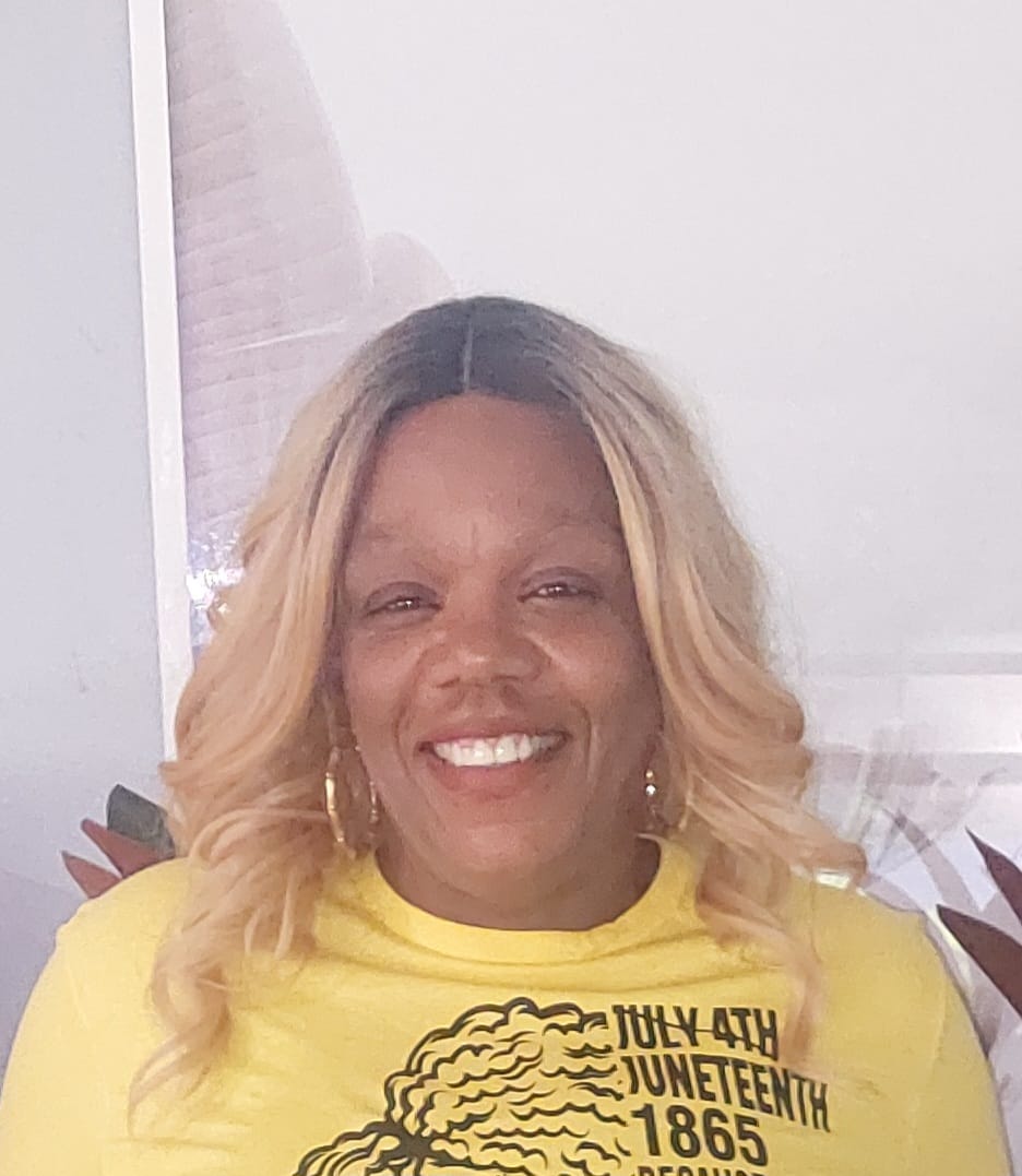 Customer photo review of Outre The Daily Wig Lace Part Wig - KIMBRA