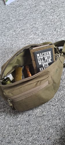 Andreas F. review of Tactical Wallet First Edition- Steingrau Oliv image 1 out of 1