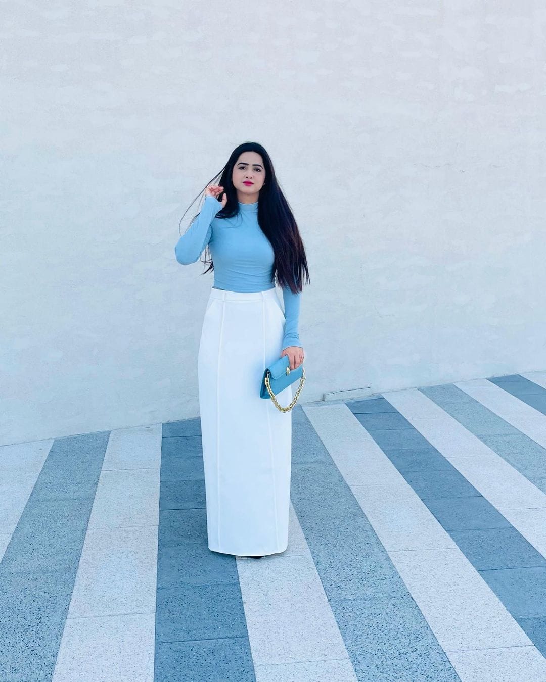 Customer photo review of Stylish H-Line Solid Color Skirts Bottoms