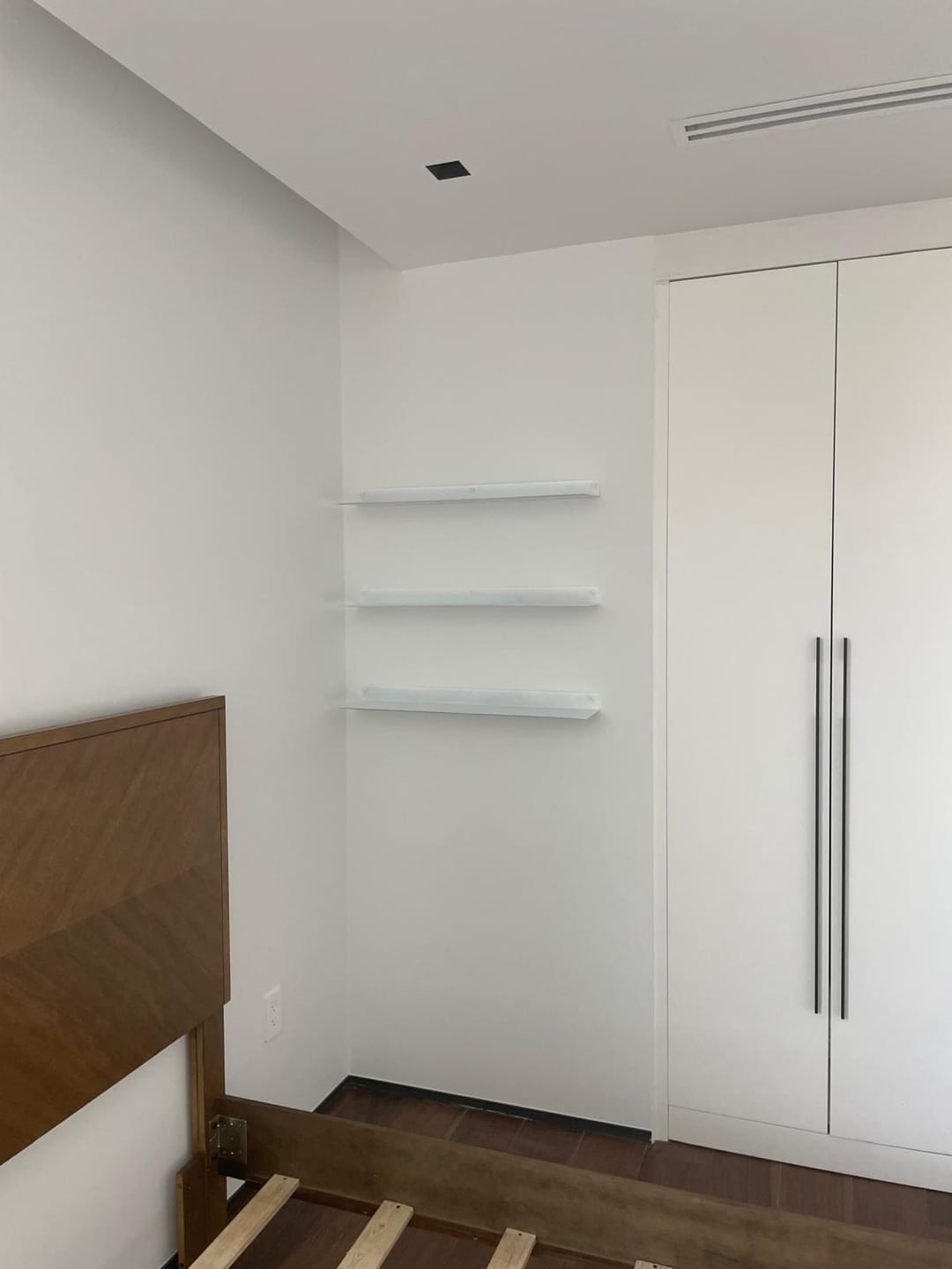 Customer photo review of Modern Metal Floating Shelf - Minimalist Wall Storage & Display