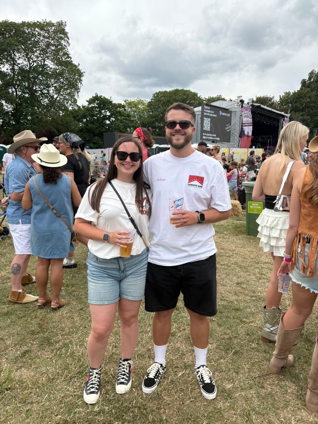 Customer photo review of COWBOYS CLUB ORIGINAL - HEAVY FADED TEE