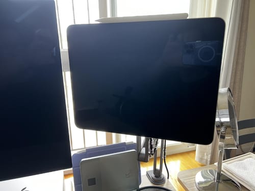 Customer photo review of KUXIU X36 Pro MAX iPad Magnetic Charging Stand Aluminum Alloy Boom Arm Adjustable Tablet Stand