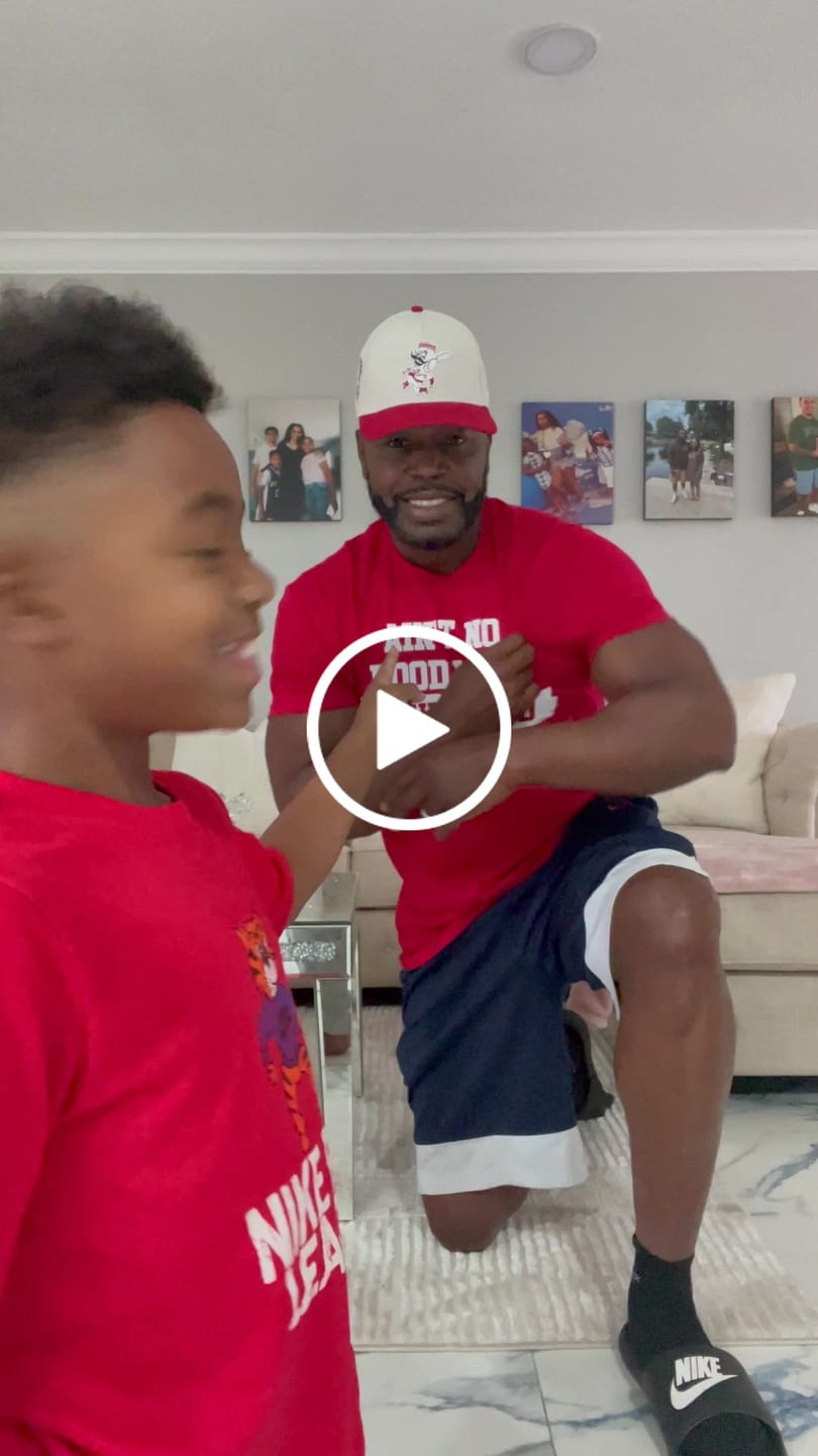 Customer video review of No Hood Like Fatherhood