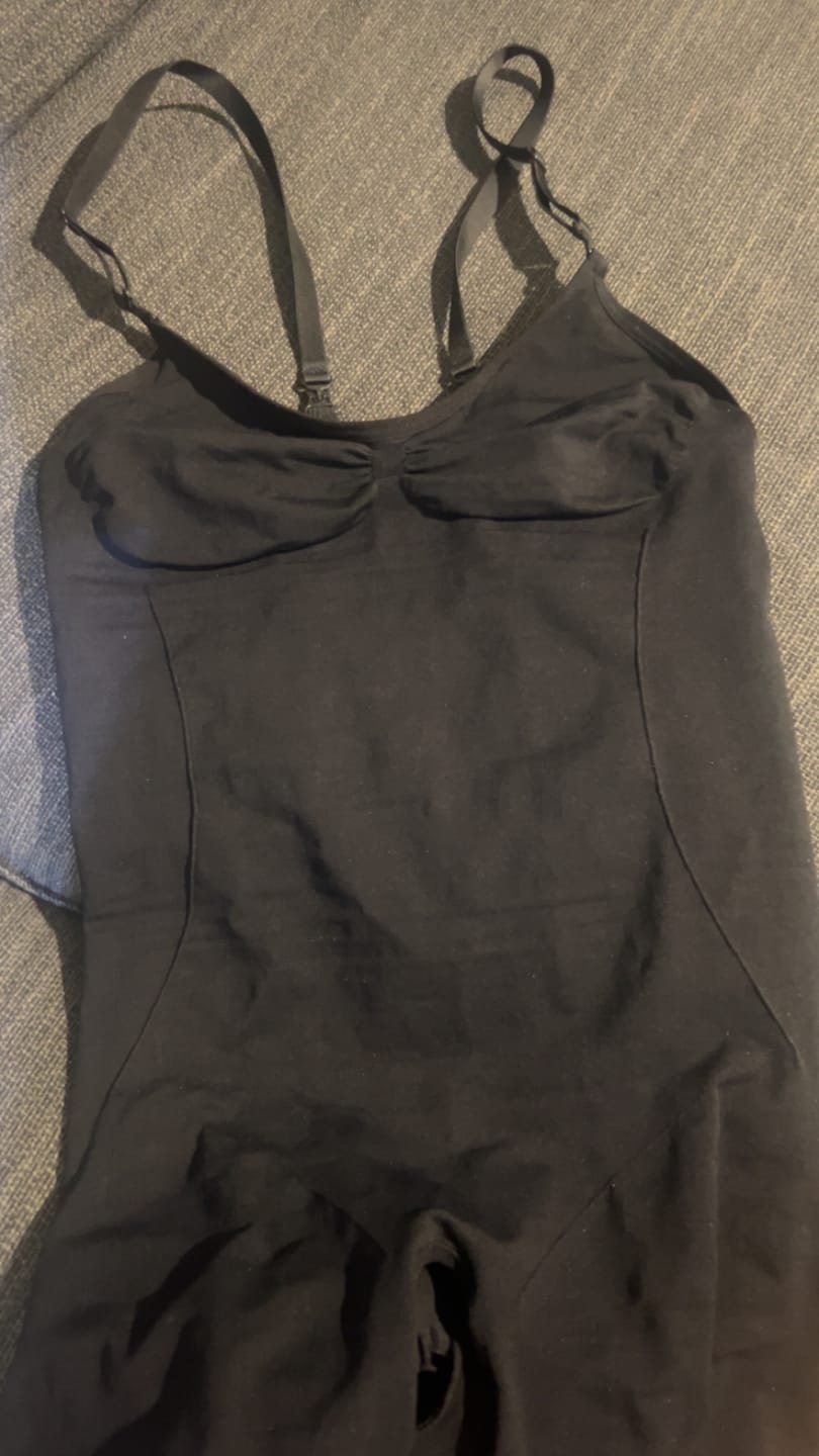 Customer photo review of Emana Instant Sculpting and Back Support Full Body