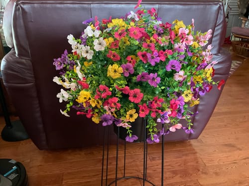 Customer photo review of Bulk 20 Bundles Artificial Flowers for Outdoor Fake Plants for Spring Decoration Wholesale