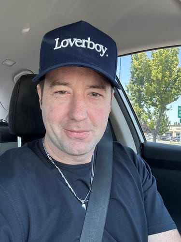 Customer photo review of Loverboy Snapback (Navy)