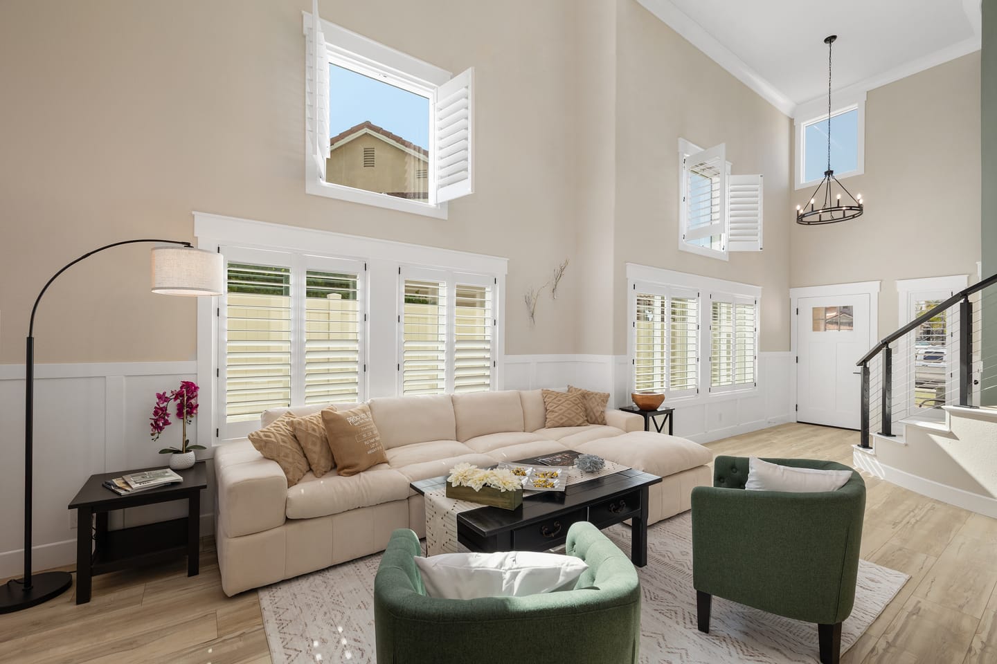 Customer photo review of Hybrid Wood Plantation Shutter