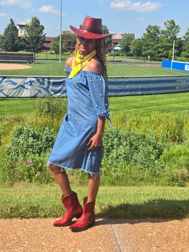 Customer photo review of Women's Cate Western Boots