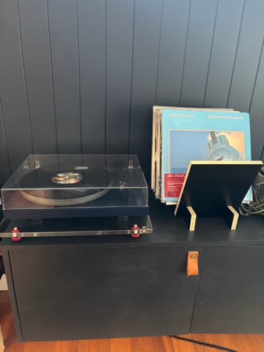 Customer photo review of STASIS Acrylic Isolation Platform for Turntables