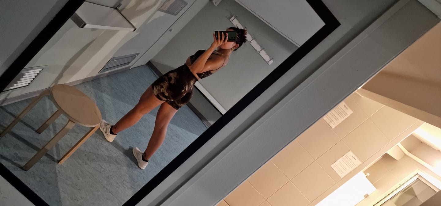 Customer photo review of Shorts Elements Terra Beige Marrone
