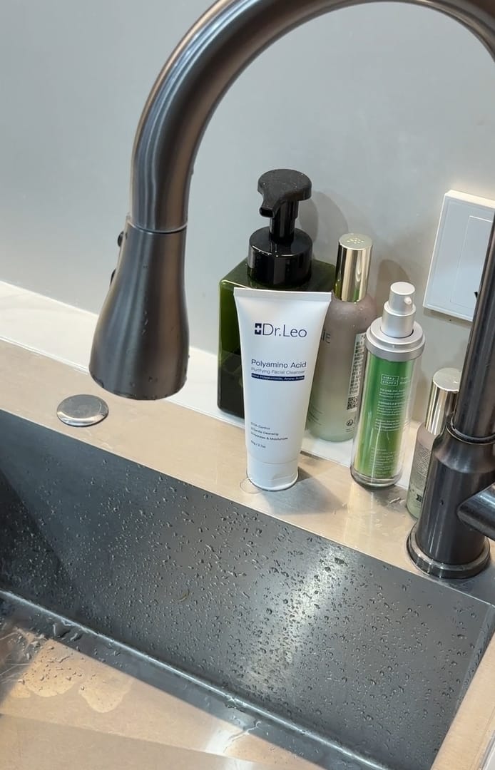 Customer photo review of Polyamino Acid Purifying Facial Cleanser