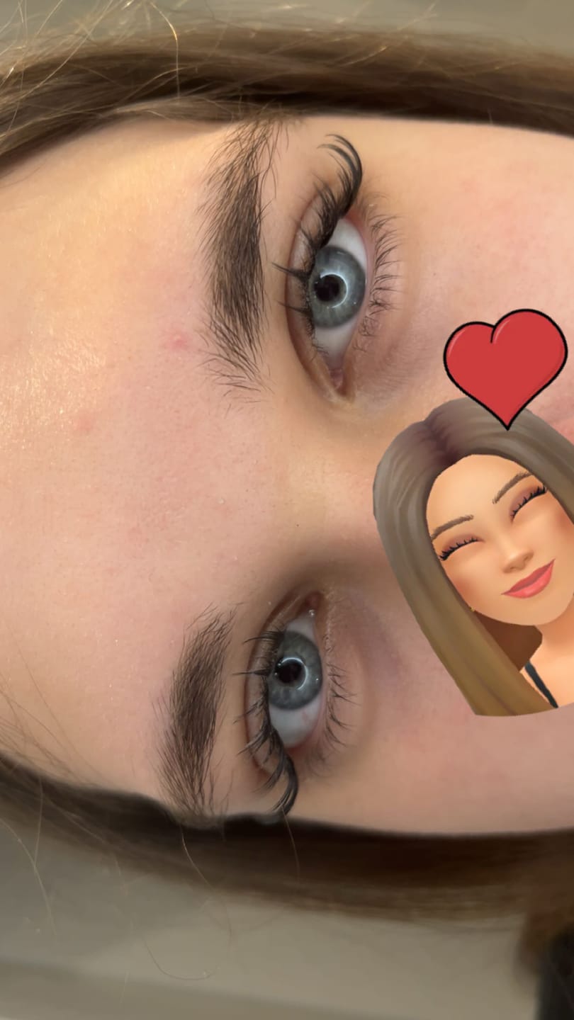 Customer photo review of Velvet Wing