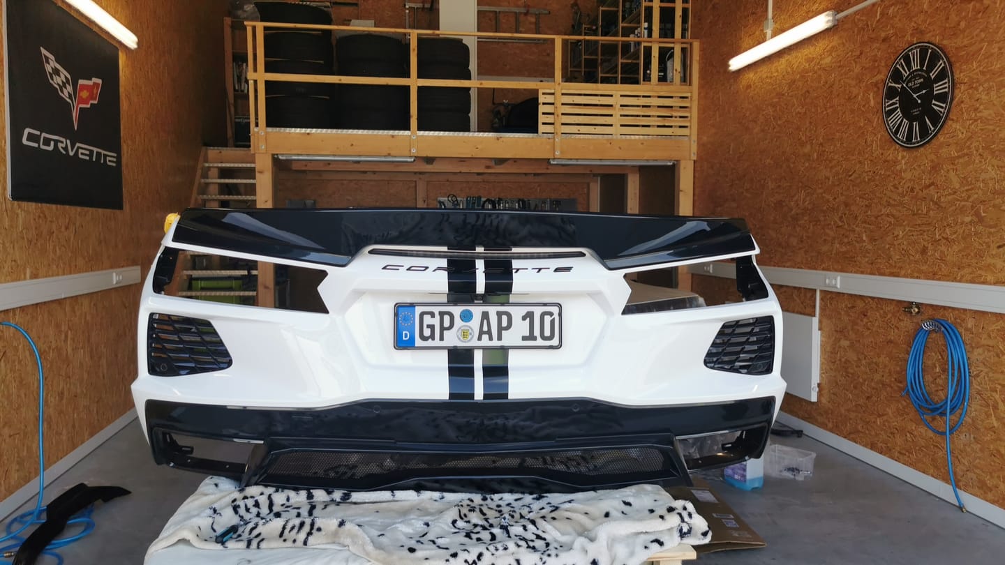Customer photo review of Chevrolet Corvette C8 Rear Ducktail Rear Spoiler