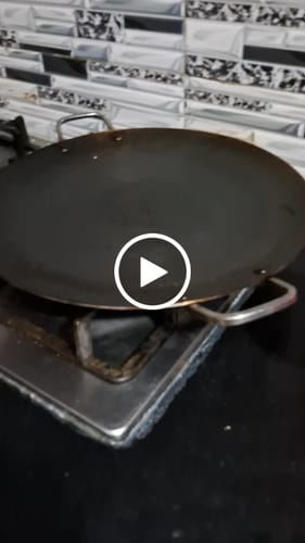 Customer video review of Laser Crafted Nonstick Honeycomb Tawa