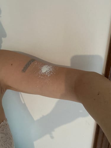 Customer photo review of SUN PROTECTION SPRAY SPF50+