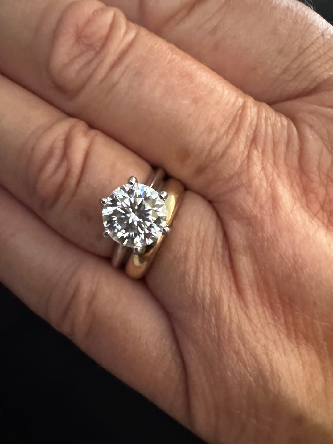 Customer photo review of Eterna Ring