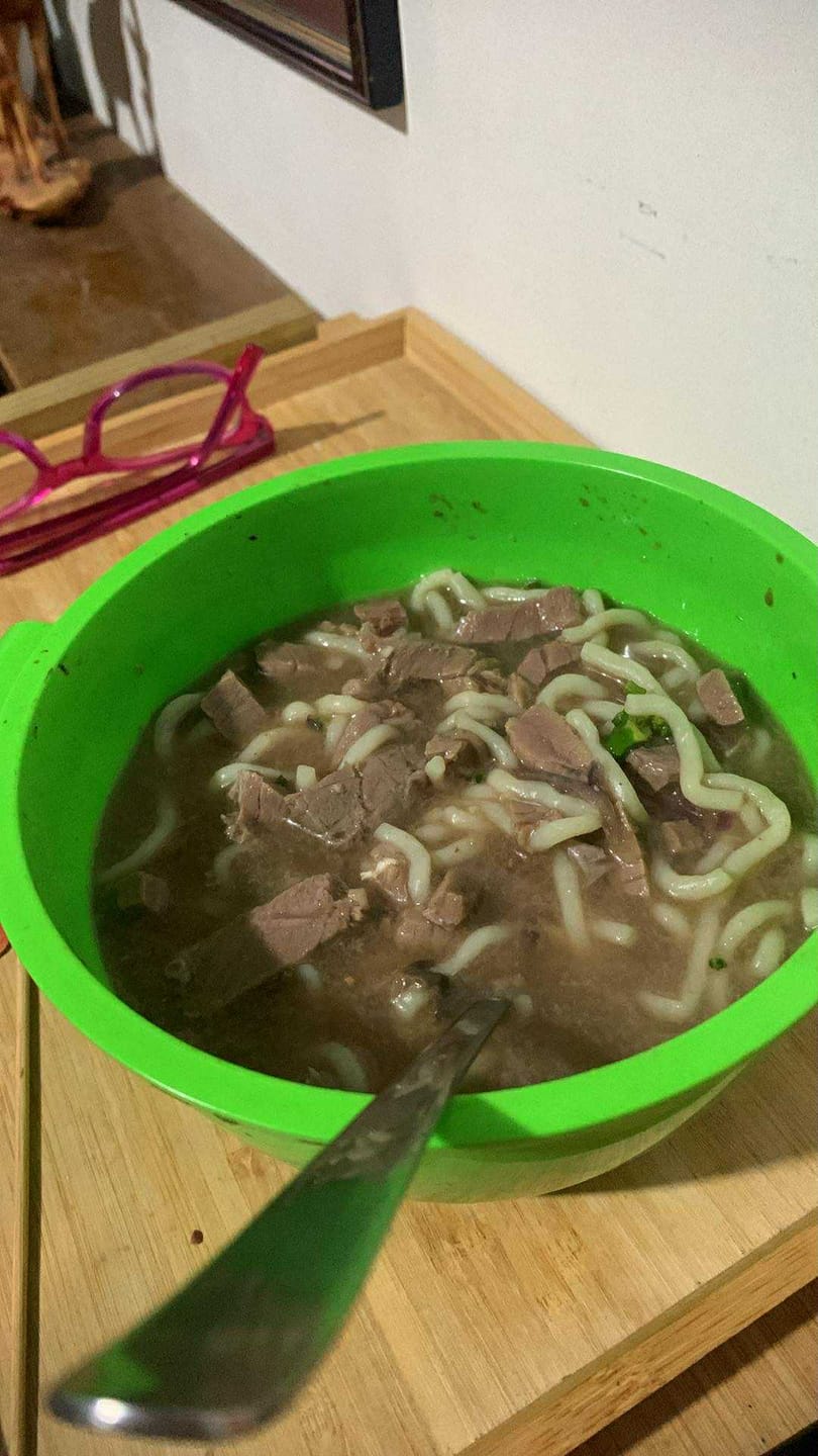 Customer photo review of Qetoe Low Carb Instant Noodle Pack - 2x Chicken and 2 x Beef Flavour Packs