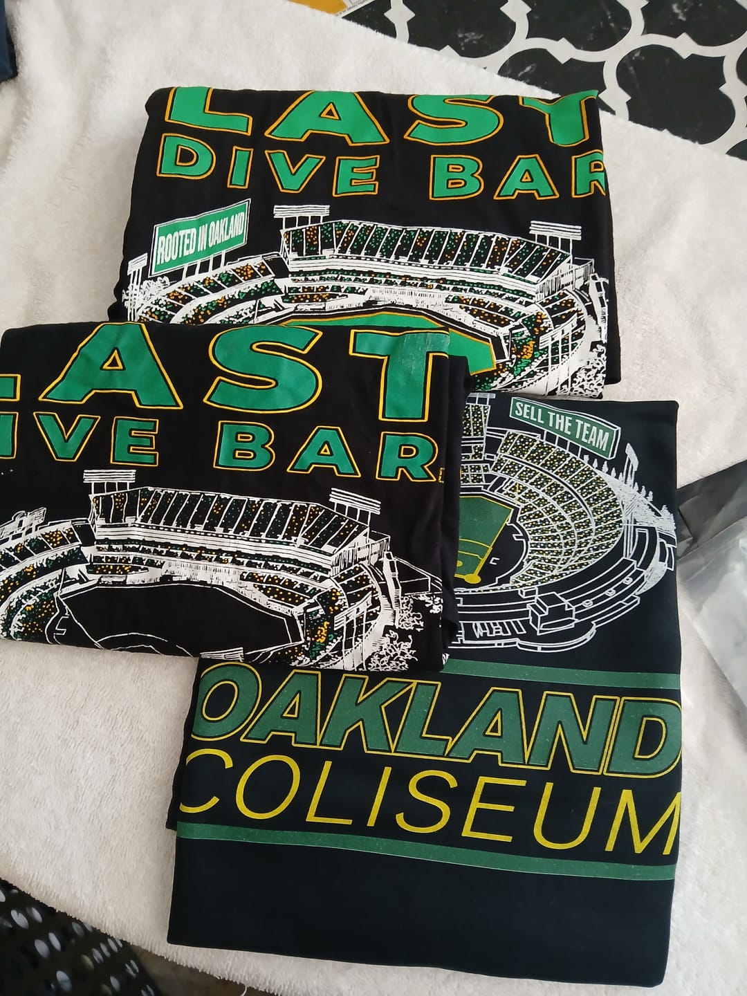 Customer photo review of Bootleg 'Sell The Team' Last Dive Bar Tee