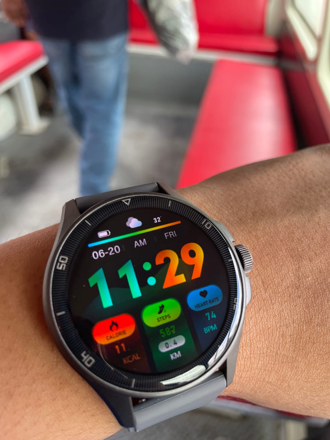 Customer photo review of Smartwatch Reloj Kronos Oblivion AMOLED 1.43", Llamadas, Sumergible IP68, Grafito